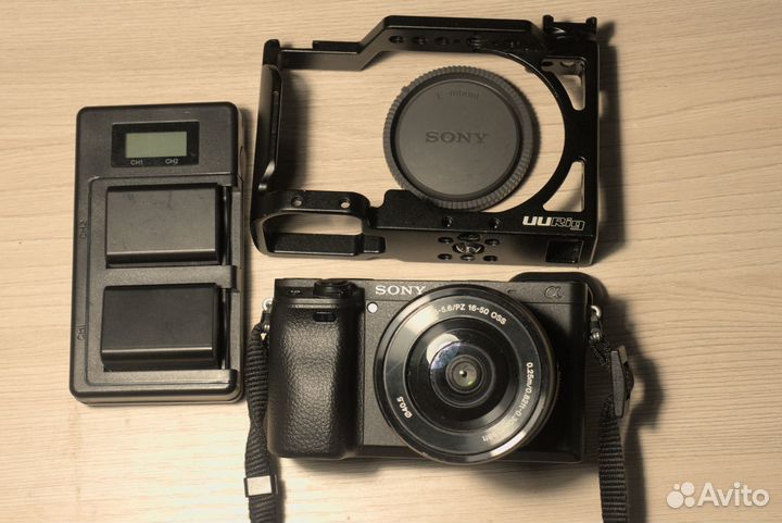 Sony A6400 Kit E PZ 16-50mm F/3.5-5.6 OSS