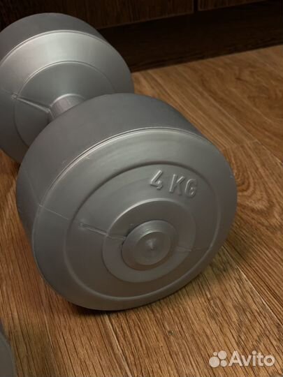 Гантели 4кг