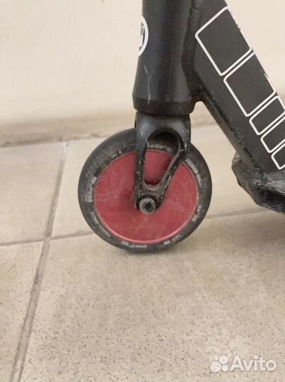 Трюковой самокат hipe