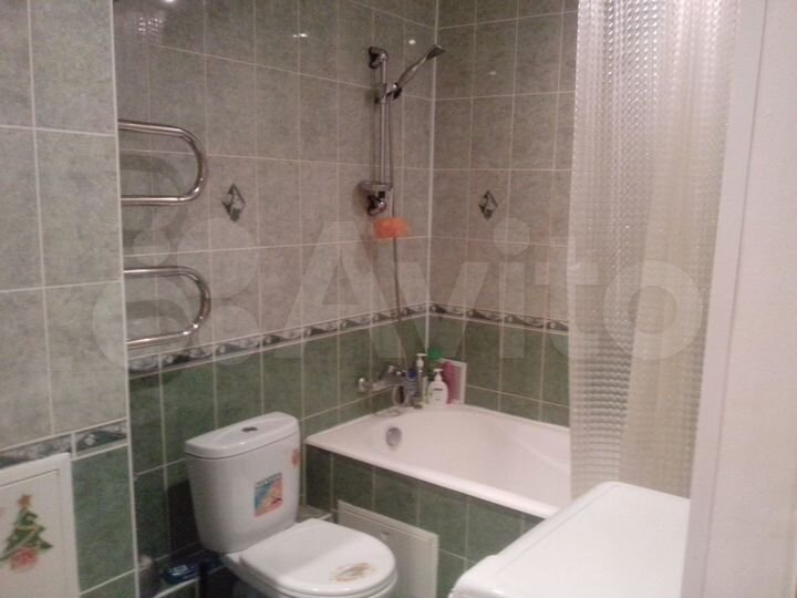 2-к. квартира, 65 м², 4/15 эт.