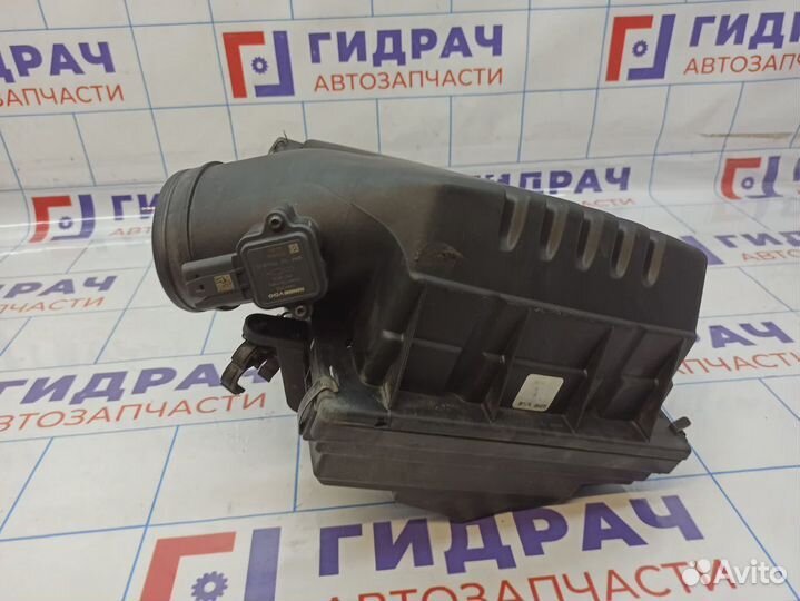 Корпус воздушного фильтра BMW X5 (E70) 13717548885