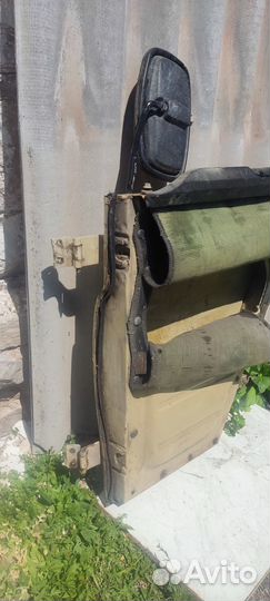 Передняя правая дверь УАЗ 469/Хантер