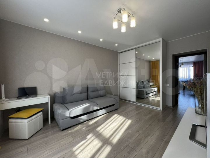 2-к. квартира, 60 м², 14/16 эт.