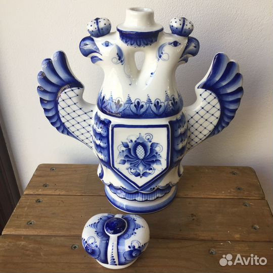 Гжель штоф плотва, герб РФ