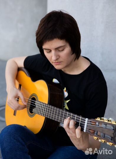 Уроки игры на гитаре для детей