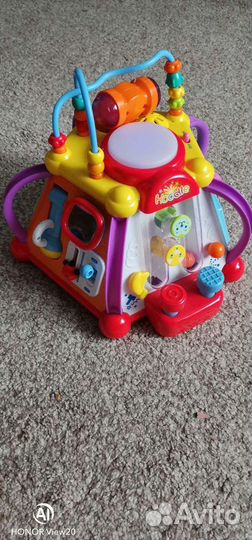Развивающие игрушки для малышей