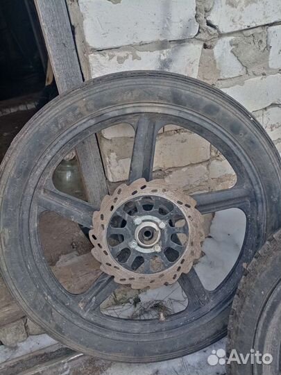 Колеса на мопед