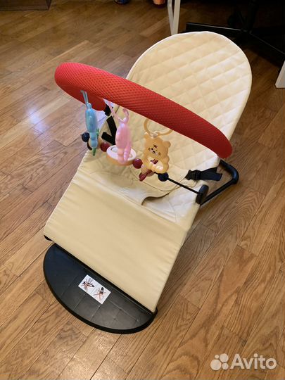 Шезлонг для новорожденных на доставке