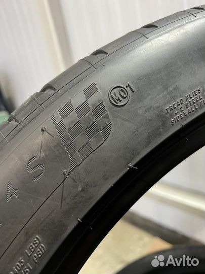 Michelin Pilot Sport 4 S 285/40 R23 и 325/35 R23 111Y