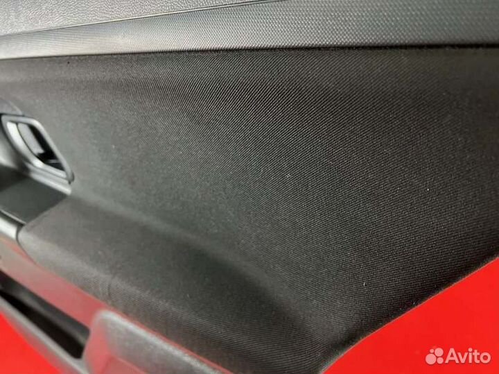 Обшивка двери задней правой Skoda Fabia 2 1.4 CGG