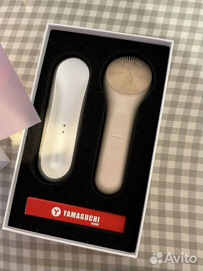 Прибор для очищения кожи и массажа лица Yamaguchi