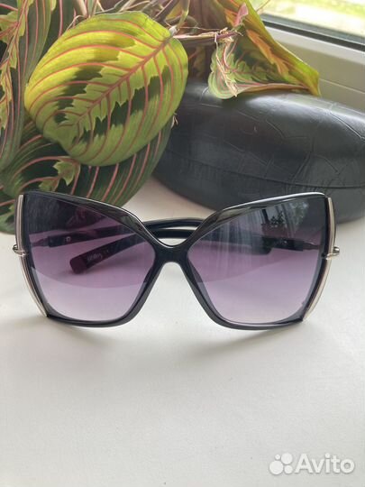 Солнцезащитные очки женские