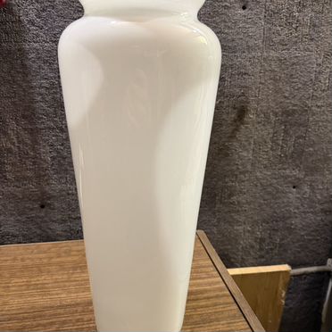 Ваза для цветов Диана опаловая 38см