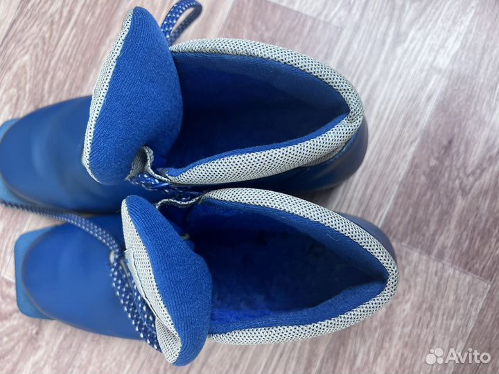 Лыжи беговые в комплекте