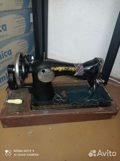 Швейная машинка бу