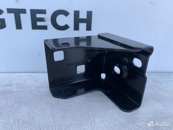 Кронштейн панели Mercedes W205 A2056261300