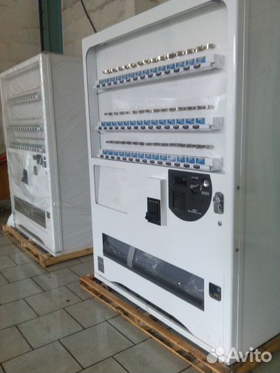 Вендинговый (торговый) автомат Fujielectric Япония