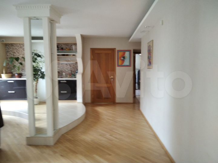 3-к. квартира, 93,6 м², 5/10 эт.