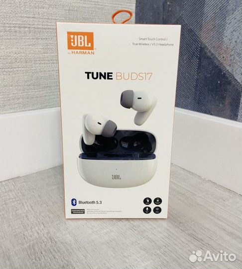 Блютуз наушники JBL Tune Buds 17