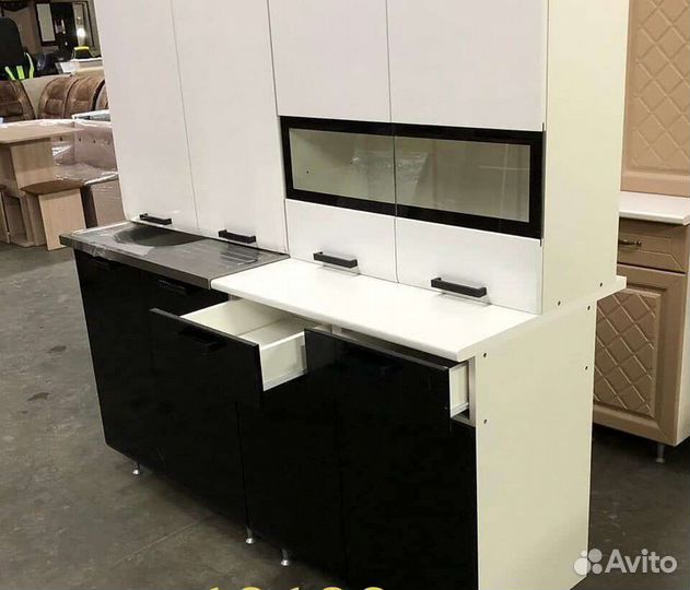 Кухонный гарнитур