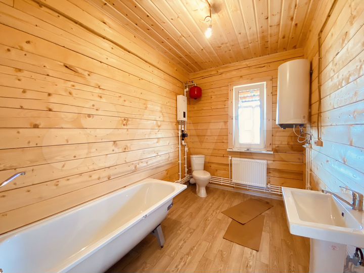 Дом 90 м² на участке 10,5 сот.