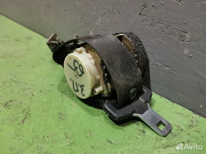 Ремень безопасности задний правый Ford Focus