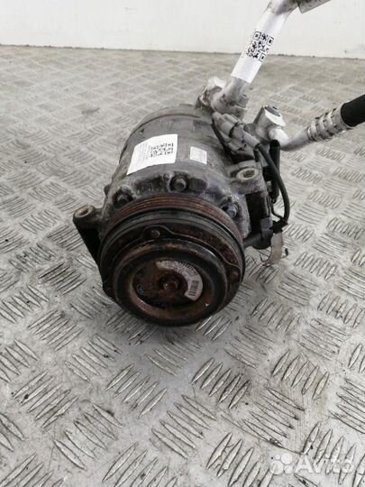 Компрессор кондиционера BMW 5 E60/E61 рест. 2009