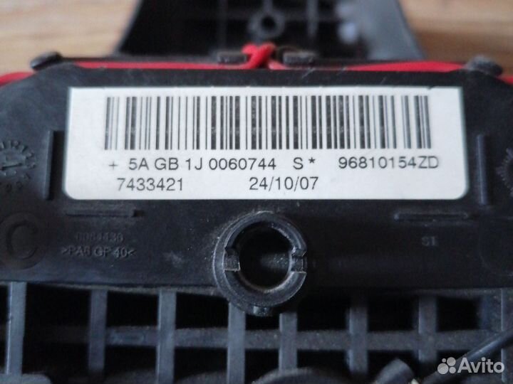 Подушка безопасности руль Пежо 307