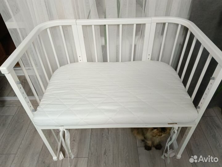 Приставная кроватка