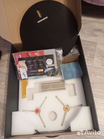 Робот пылесос