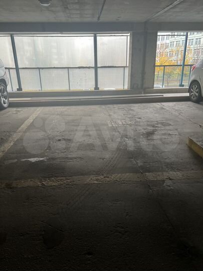 Машиноместо, 16 м²