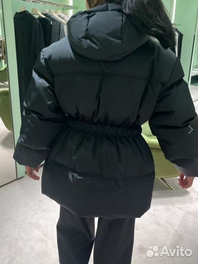 Prada новый пуховик оригинал