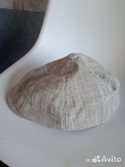 Фуражки и кепки