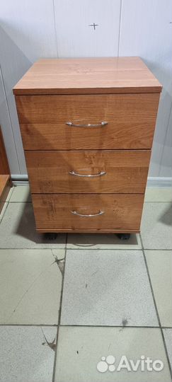 Офисная мебель бу