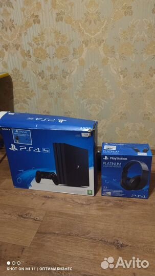 Sony playstation 4 PS4 pro 1tb