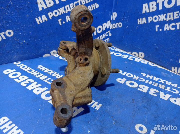 Передний левый поворотный кулак Ford Fiesta 6 купе