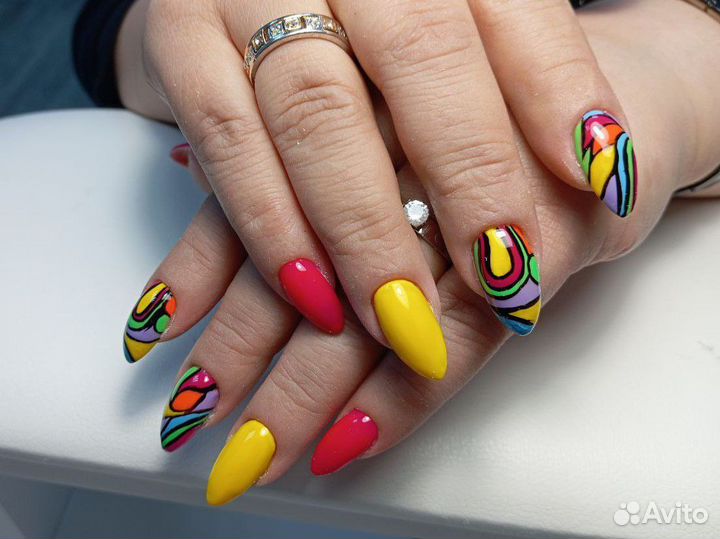 Мастер маникюра