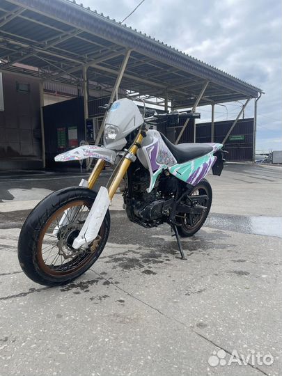 Baltmotors 250 motard