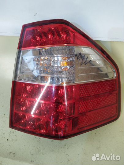 Стоп-сигнал задний правый Kia Mohave 1 D6EA 2011