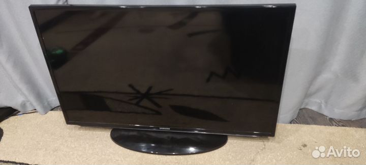 Телевизор Samsung SMART tv 40