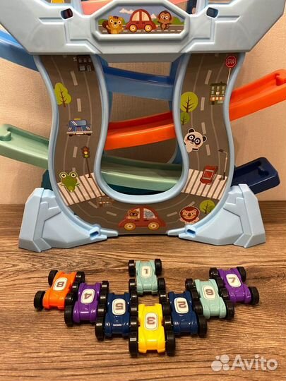 Автотрек детский скоростной спуск - парковка с маш