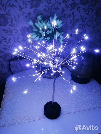 Лампа настольная