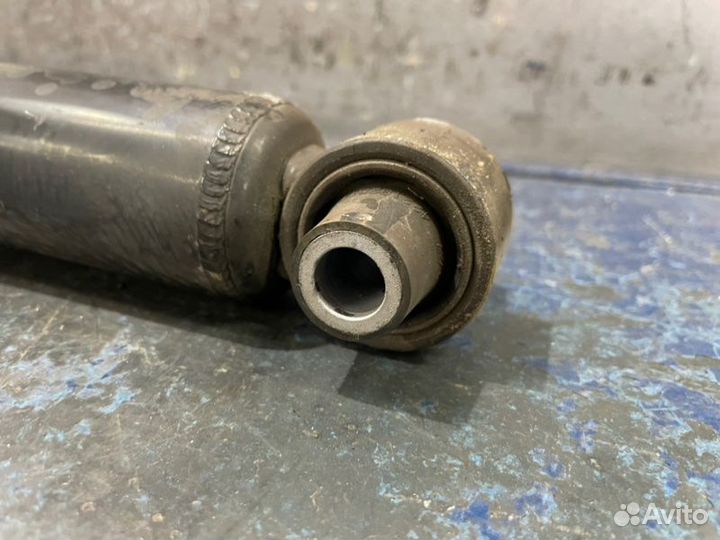 Амортизатор задний Bmw 1 F20