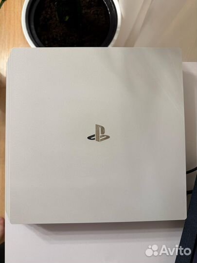 Sony playstation 4 pro 1tb