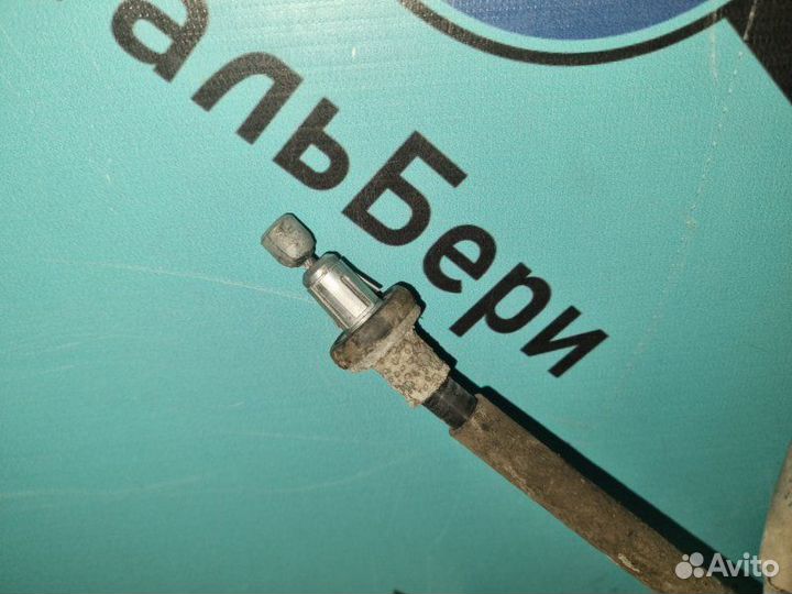 Трос стояночного тормоза задний левый Nissan