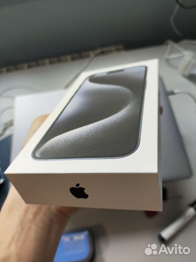 iPhone 15 Pro, 128 ГБ