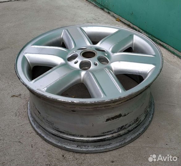 Оригинальный диск Land Rover r19