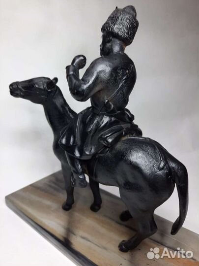 Статуэтка чугун