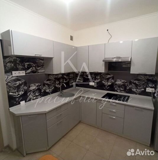 Кухонный гарнитур в наличии