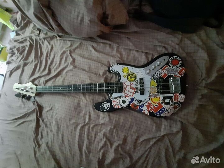 Бас гитара Stagg B300 BK